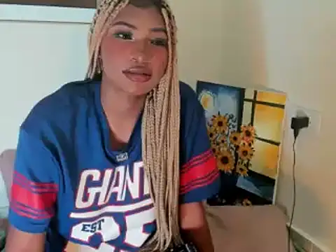 SophiaBloss online show from 06/11/26, 07:45