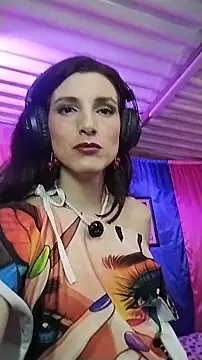 Snapshot of Moira-Hot chatting on 11/28/25, 08:22 Moira-Hot online show from 11/28/25, 08:22