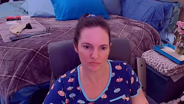 ninajaymes online show from 09/15/25, 09:37