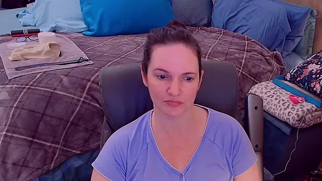 ninajaymes online show from 10/22/25, 09:03