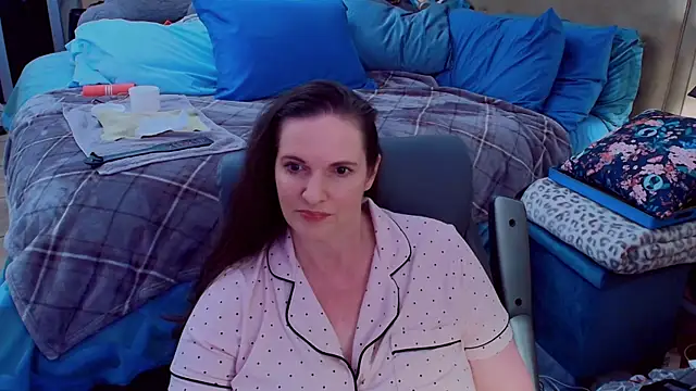 ninajaymes online show from 06/04/26, 10:49