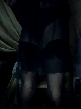 Snapshot of Karolina777Star chatting on 11/15/25, 03:52 Karolina777Star online show from 11/15/25, 03:52