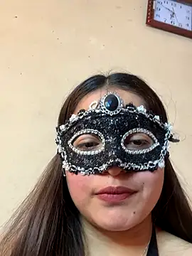 Snapshot of LiaDravenX chatting on 11/09/25, 03:32 LiaDravenX online show from 11/09/25, 03:32