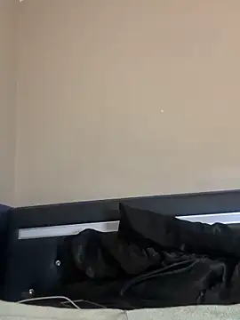 Snapshot of sexcamberts_999 chatting on 10/11/25, 04:22 sexcamberts 999 online show from 10/11/25, 04:22