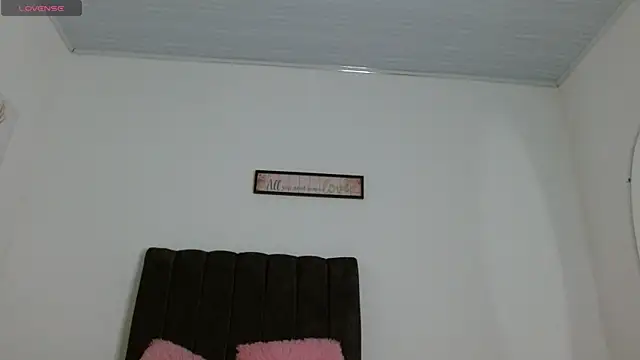 Snapshot of jessica_osorio chatting on 09/11/25, 02:55 jessica osorio online show from 09/11/25, 02:55