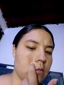 Snapshot of Golosa_hard_sex chatting on 11/11/25, 10:32 Golosa hard sex online show from 11/11/25, 10:32