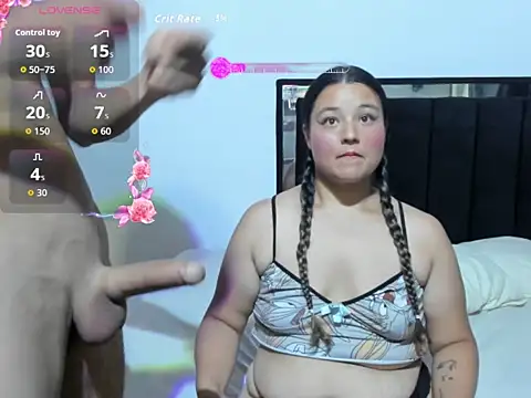 Snapshot of Golosa_hard_sex chatting on 11/22/25, 12:20 Golosa hard sex online show from 11/22/25, 12:20