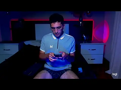 eriikjoness online show from 11/09/25, 01:15