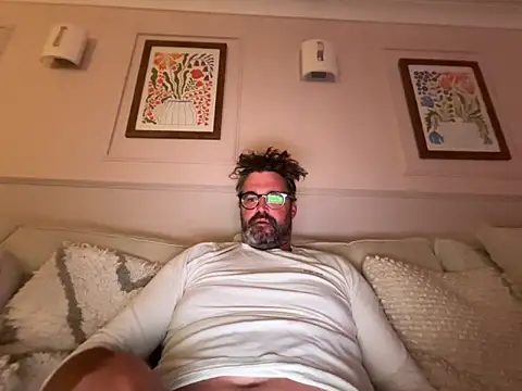 CyprioteWhitefly online show from 05/31/26, 09:27