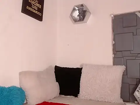 Trinity Knox online show from 10/15/25, 04:18