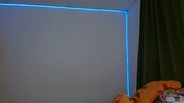 Snapshot of Lucy_y_Jacob chatting on 09/18/25, 11:51 Lucy y Jacob online show from 09/18/25, 11:51