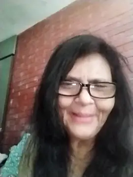 tishaluck29 online show from 09/10/25, 06:30