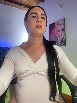 lola diez online show from 06/06/26, 08:02