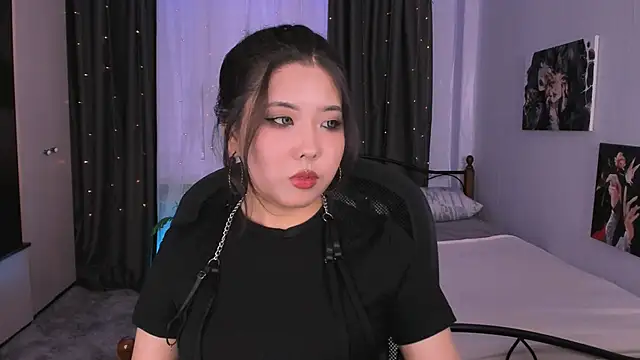 cutieskygirl  online show from 11/06/25, 06:47