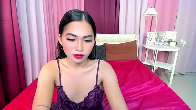 Chantalriches online show from 10/24/25, 06:04