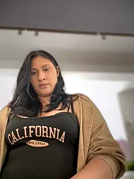 Snapshot of Elyross1_ chatting on 09/28/25, 08:25 Elyross1  online show from 09/28/25, 08:25