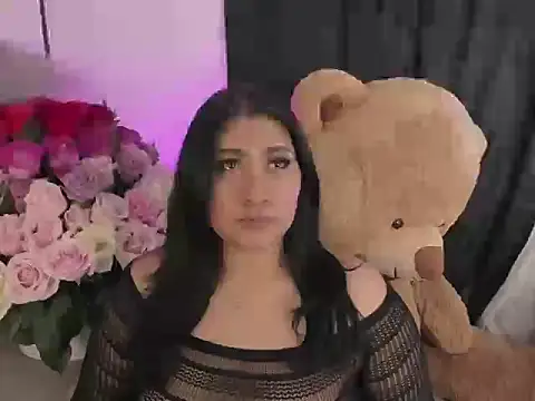 Snapshot of Elyross1_ chatting on 10/29/25, 11:06 Elyross1  online show from 10/29/25, 11:06