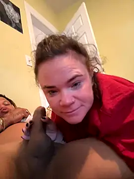 Snapshot of Sexdemonfrfr chatting on 10/24/25, 11:39 Sexdemonfrfr online show from 10/24/25, 11:39