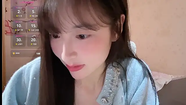 Snapshot of xiaoyun_666 chatting on 10/19/25, 06:36 xiaoyun 666 online show from 10/19/25, 06:36