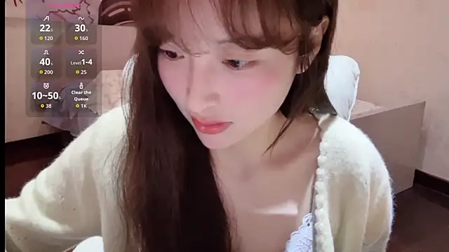 Snapshot of xiaoyun_666 chatting on 11/27/25, 12:40 xiaoyun 666 online show from 11/27/25, 12:40