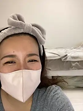 NATSUMI00 online show from 10/20/25, 05:52