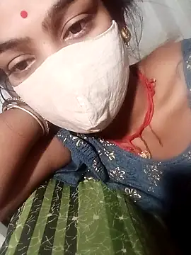 Snapshot of Sharmili_xx chatting on 10/04/25, 11:03 Sharmili xx online show from 10/04/25, 11:03