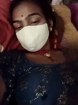 Snapshot of Sharmili_xx chatting on 10/15/25, 09:37 Sharmili xx online show from 10/15/25, 09:37