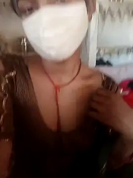 Snapshot of Sharmili_xx chatting on 11/13/25, 08:13 Sharmili xx online show from 11/13/25, 08:13