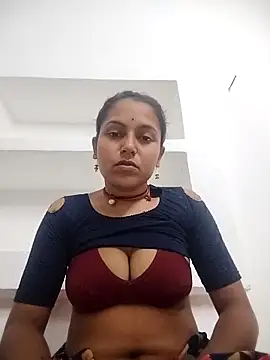 Snapshot of Sonam_shinde chatting on 02/17/26, 08:48 Sonam shinde online show from 02/17/26, 08:48