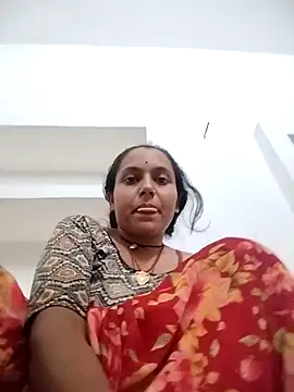 Snapshot of Sonam_shinde chatting on 04/10/26, 06:45 Sonam shinde online show from 04/10/26, 06:45