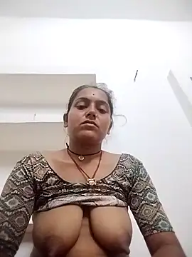 Snapshot of Sonam_shinde chatting on 04/23/26, 08:11 Sonam shinde online show from 04/23/26, 08:11