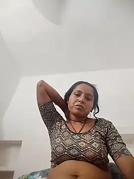 Snapshot of Sonam_shinde chatting on 04/28/26, 06:18 Sonam shinde online show from 04/28/26, 06:18