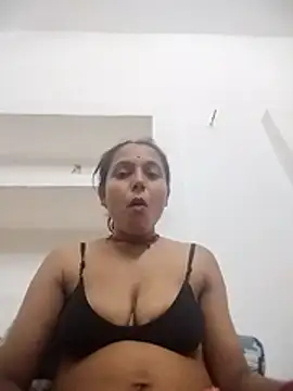 Snapshot of Sonam_shinde chatting on 05/04/26, 06:26 Sonam shinde online show from 05/04/26, 06:26