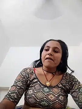 Snapshot of Sonam_shinde chatting on 05/19/26, 05:36 Sonam shinde online show from 05/19/26, 05:36