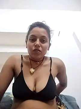 Snapshot of Sonam_shinde chatting on 05/20/26, 09:32 Sonam shinde online show from 05/20/26, 09:32