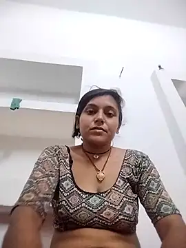 Snapshot of Sonam_shinde chatting on 05/28/26, 08:06 Sonam shinde online show from 05/28/26, 08:06