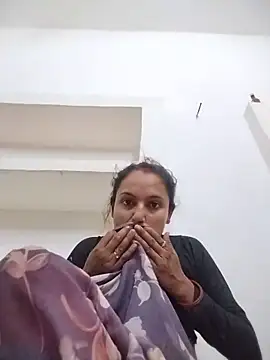 Snapshot of Sonam_shinde chatting on 06/18/26, 08:13 Sonam shinde online show from 06/18/26, 08:13