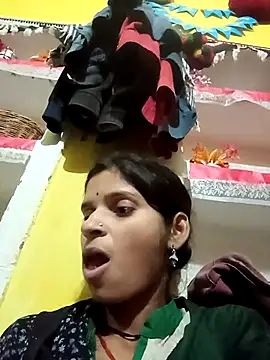 Snapshot of Punam_jindal chatting on 03/03/26, 03:29 Punam jindal online show from 03/03/26, 03:29