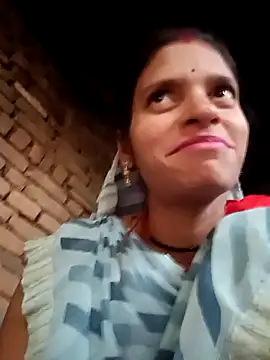Snapshot of Punam_jindal chatting on 04/07/26, 12:38 Punam jindal online show from 04/07/26, 12:38