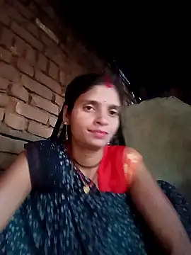 Snapshot of Punam_jindal chatting on 04/15/26, 12:56 Punam jindal online show from 04/15/26, 12:56