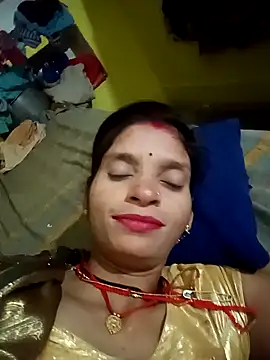 Snapshot of Punam_jindal chatting on 04/25/26, 03:53 Punam jindal online show from 04/25/26, 03:53