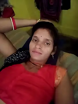 Snapshot of Punam_jindal chatting on 04/28/26, 02:27 Punam jindal online show from 04/28/26, 02:27