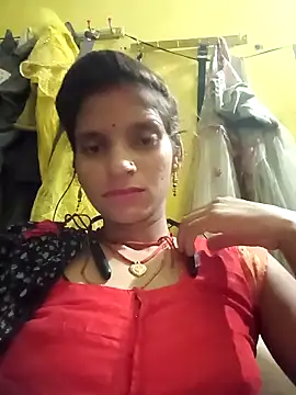 Snapshot of Punam_jindal chatting on 04/29/26, 04:11 Punam jindal online show from 04/29/26, 04:11