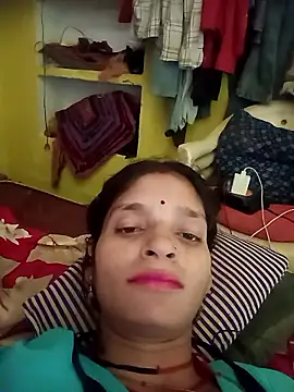 Snapshot of Punam_jindal chatting on 06/11/26, 02:53 Punam jindal online show from 06/11/26, 02:53