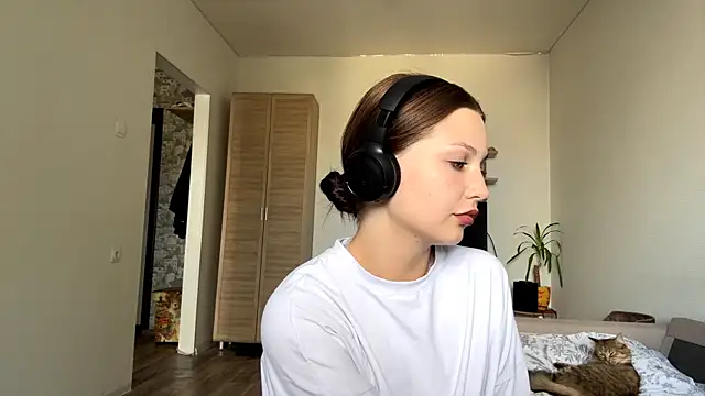 JuliaTwink online show from 09/10/25, 07:41