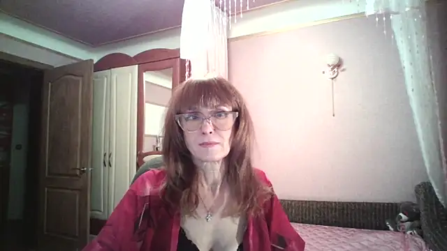 Darsy Lovs online show from 09/11/25, 07:47