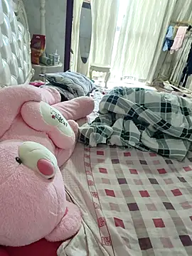 smgirls online show from 10/22/25, 02:56