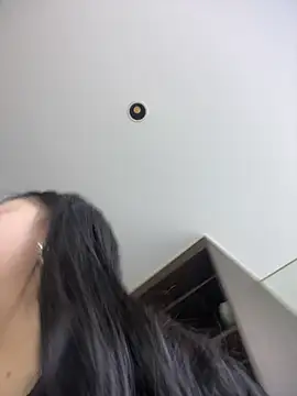 smgirls online show from 10/26/25, 10:43