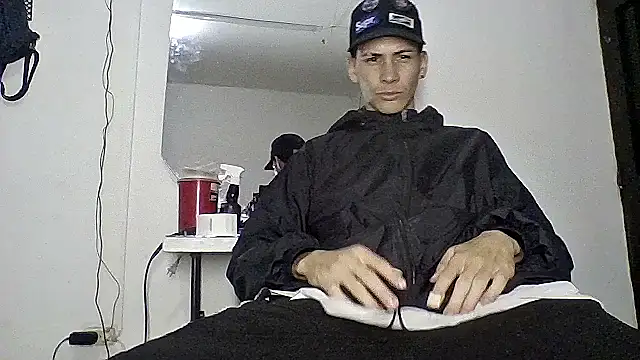 sam hottt online show from 09/18/25, 09:00