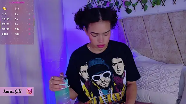 LaraGiil online show from 09/15/25, 01:22